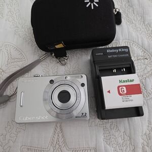 Sony Cyber-shot Silver Digital Camera with Charger Case
